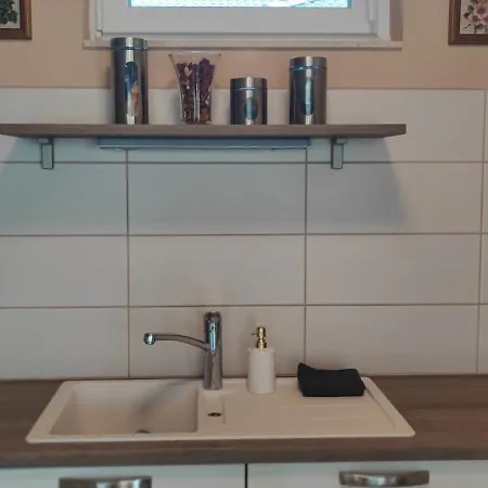 White Column House דיוסד