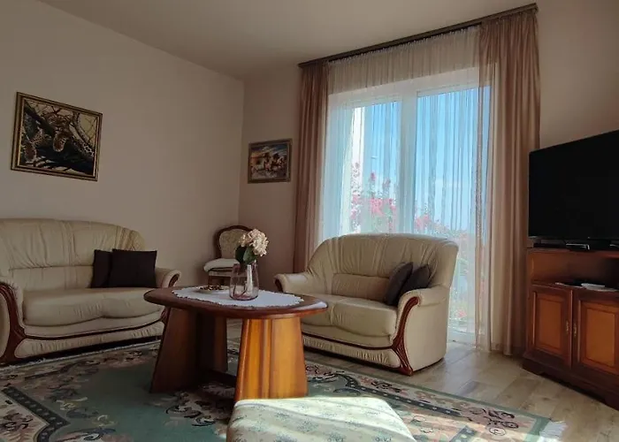 White Column House Apartament *