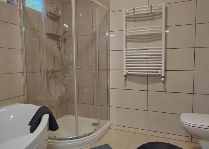 White Column House Apartament Diosd